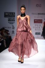 Model walks the ramp for Rahul Mishra at Wills Lifestyle India Fashion Week Autumn Winter 2012 Day 4 on 18th Feb 2012 (73).JPG